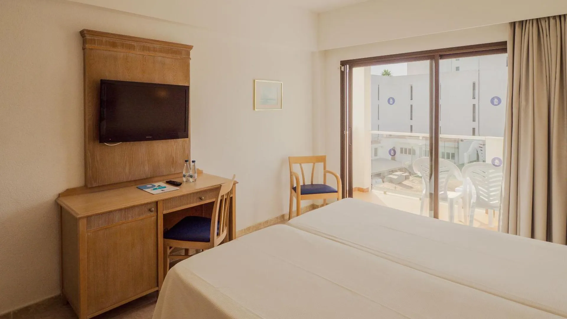 Hotel Santa Maria Playa Cala Millor  3*, Cala Millor (Mallorca)